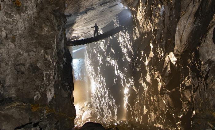 Go Below Underground Adventures Hero Xtreme Bridge